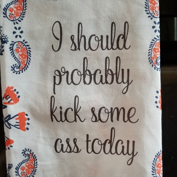 Meet your Posher, Syndi - Picture 2 of 2